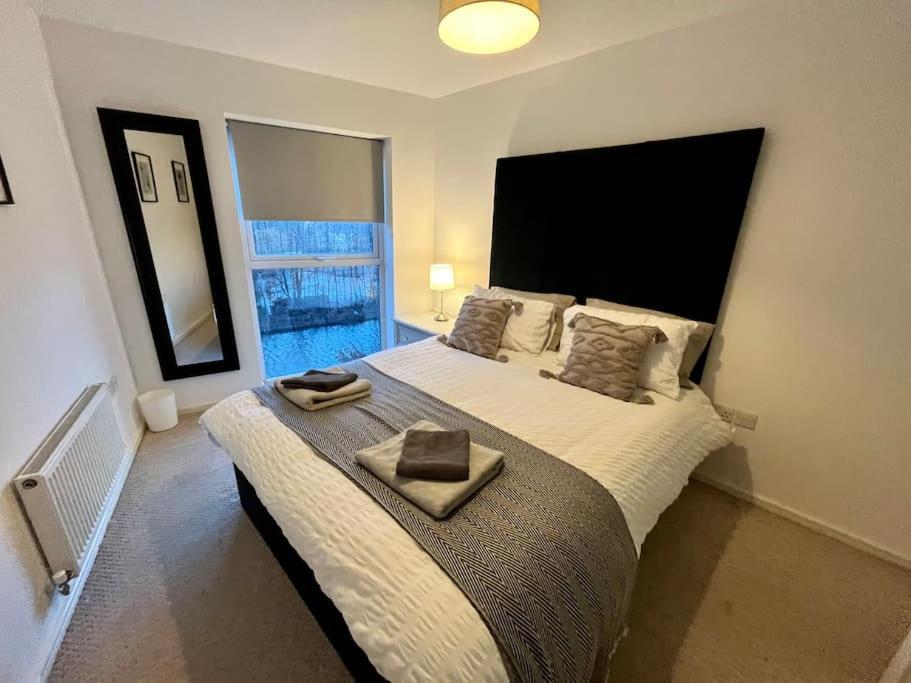Etihad Fc 2Br Apartment With Water View Manchester Luaran gambar
